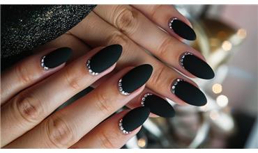 Top 5 Black Rhinestone Nail Designs That Make a Bold Statement